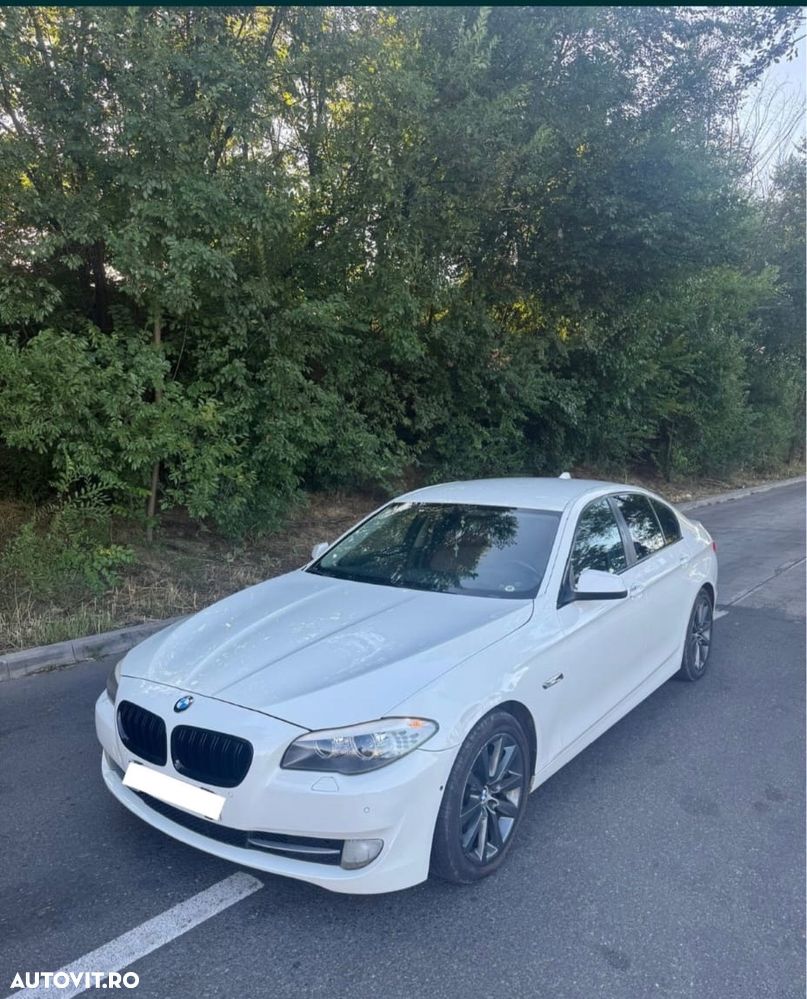 BMW Seria 5 520d Touring - 3