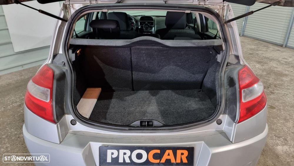 Renault Mégane 1.5 dCi Confort - 7