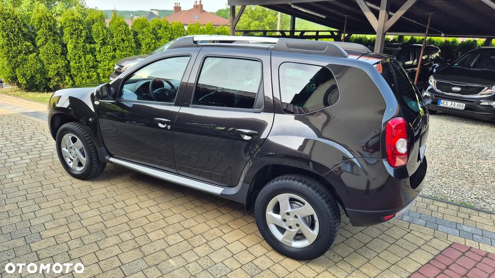 Dacia Duster 1.6 16V 4x4 Prestige - 10