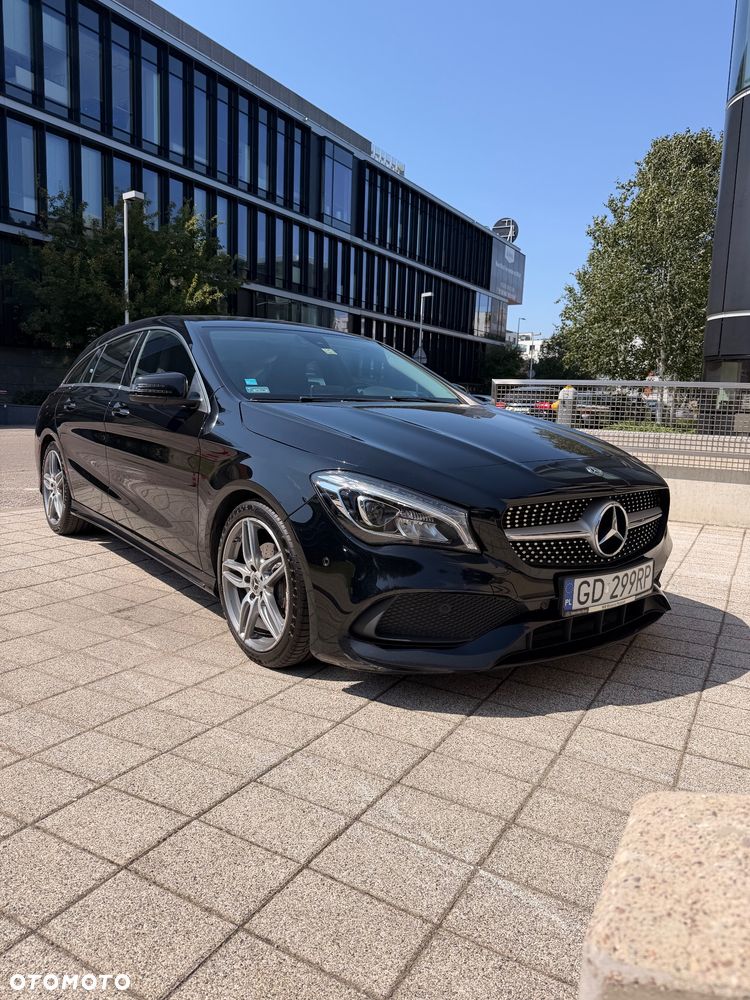 Mercedes-Benz CLA 200 7G-DCT AMG Line - 1