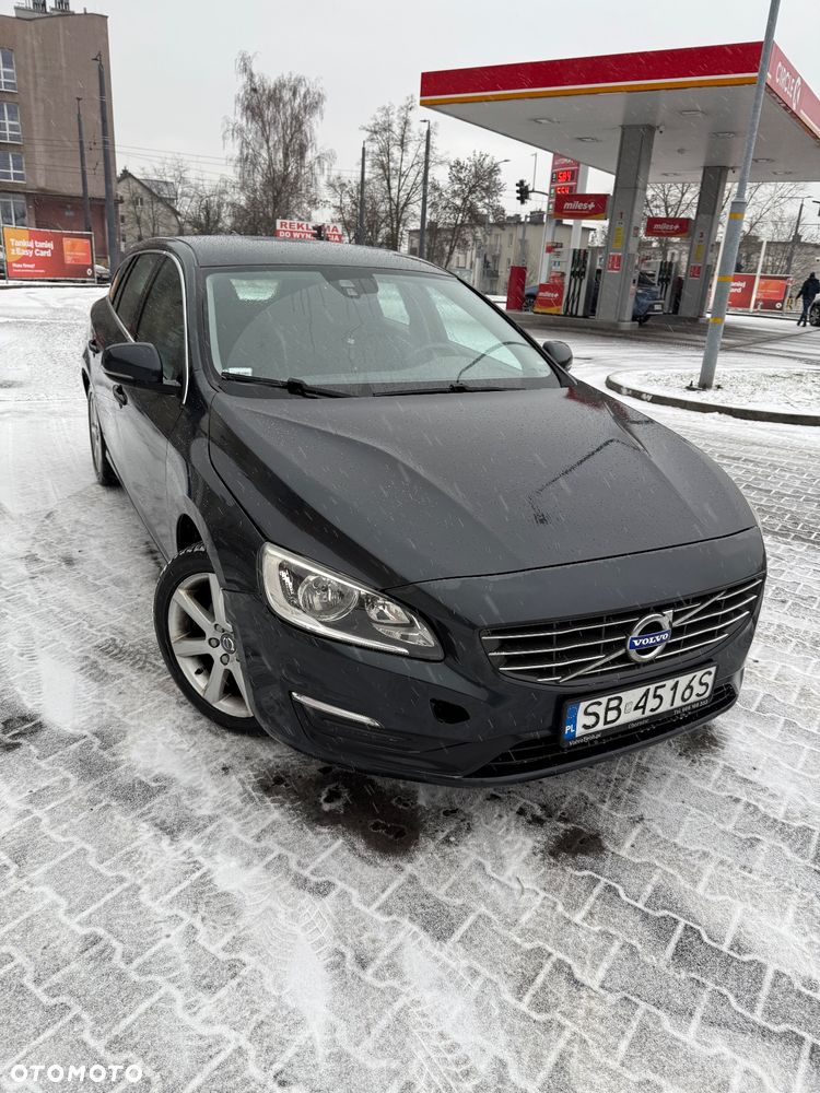 Volvo V60 D3 Drive-E Dynamic Edition (Kinetic) - 3
