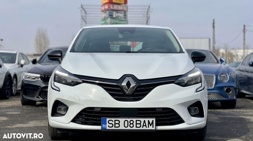 Renault Clio V E-Tech 145 Techno - 1