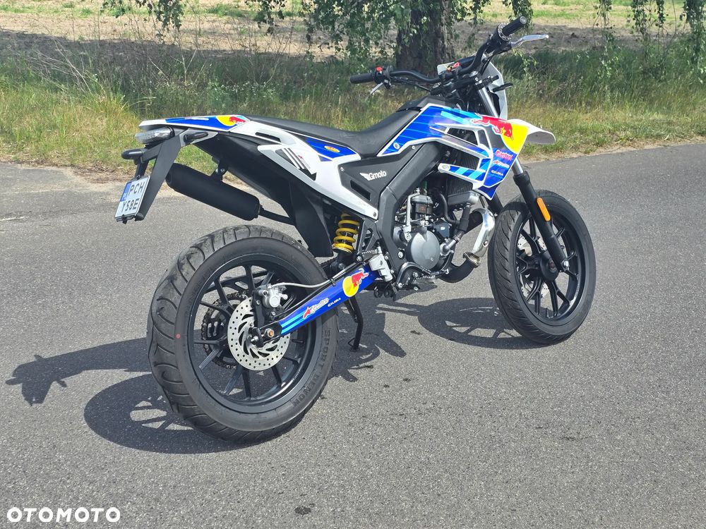 Gilera SMT - 8
