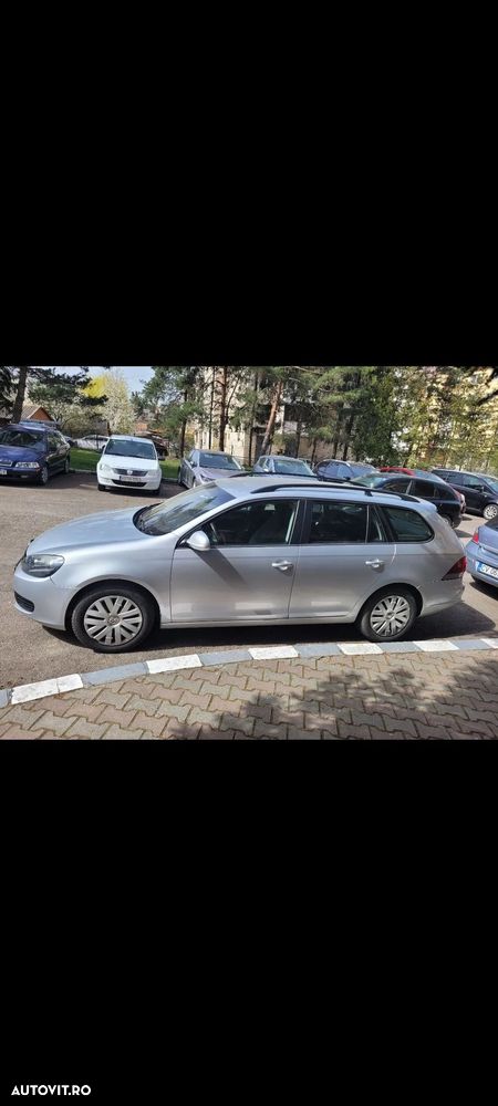 Volkswagen Golf - 10