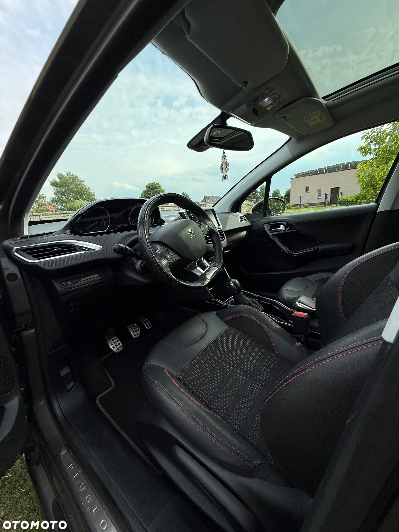 Peugeot 2008 PureTech 110 Stop&Start GT-Line Edition - 12