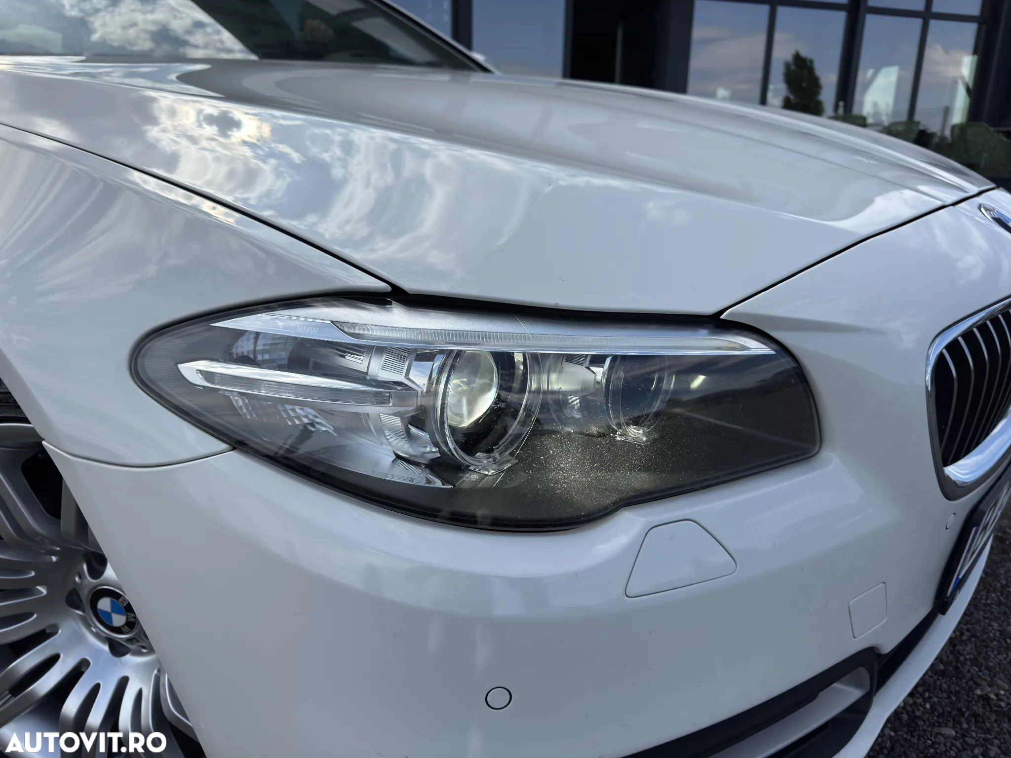 BMW Seria 5 520d - 7