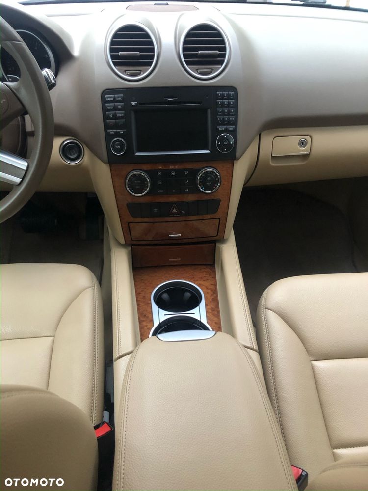 Mercedes-Benz ML - 6