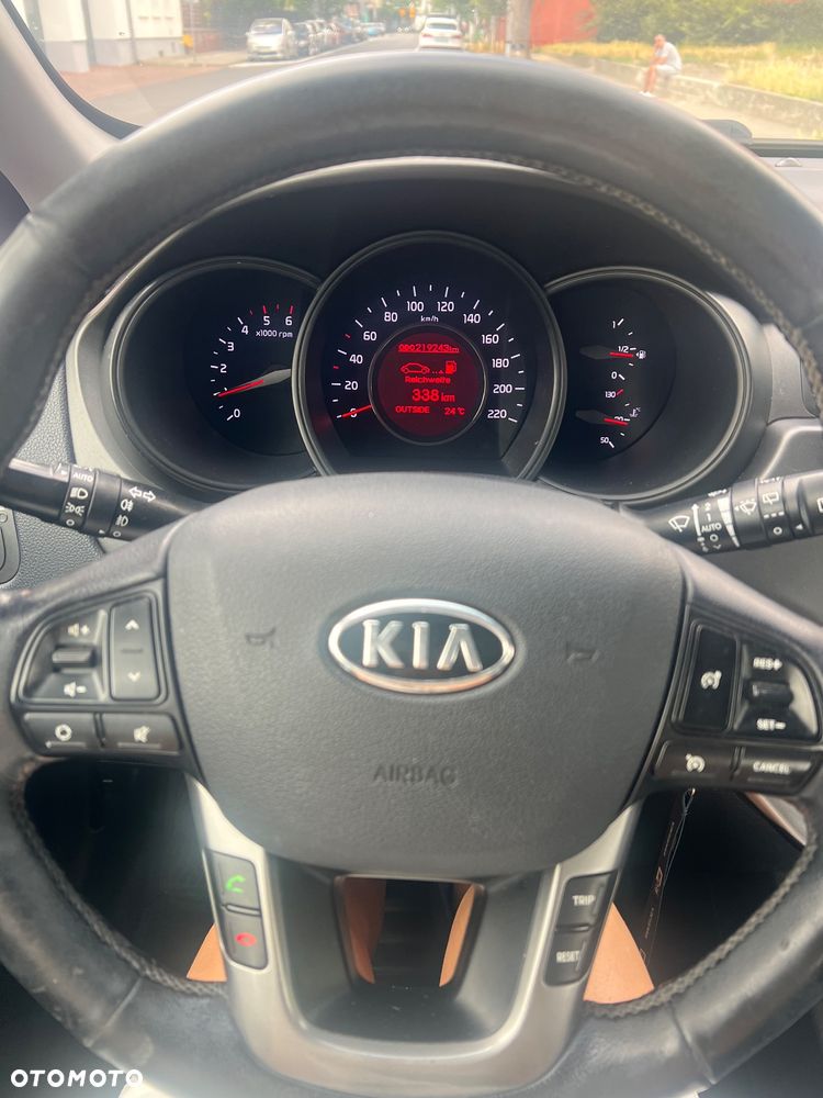 Kia Rio - 17