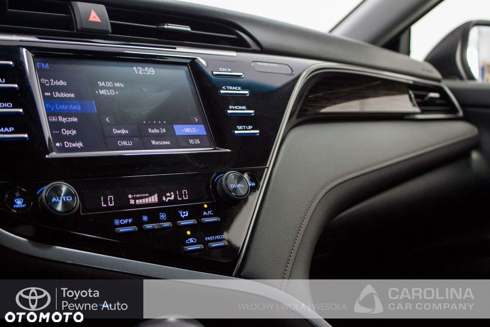 Toyota Camry - 6