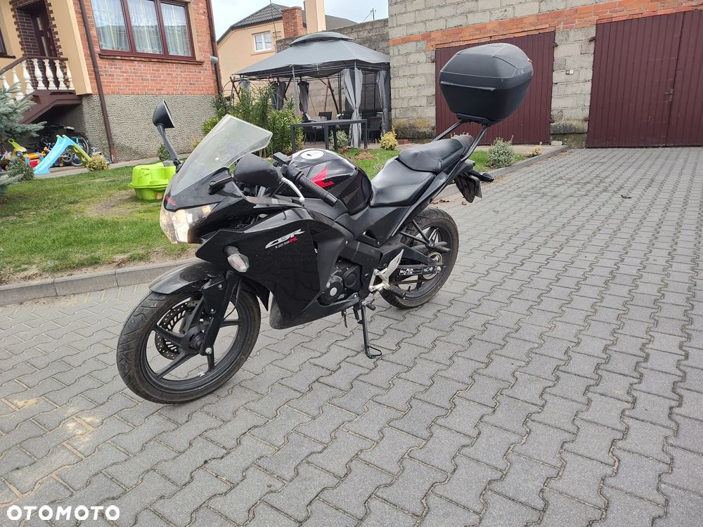 Honda CBR - 3
