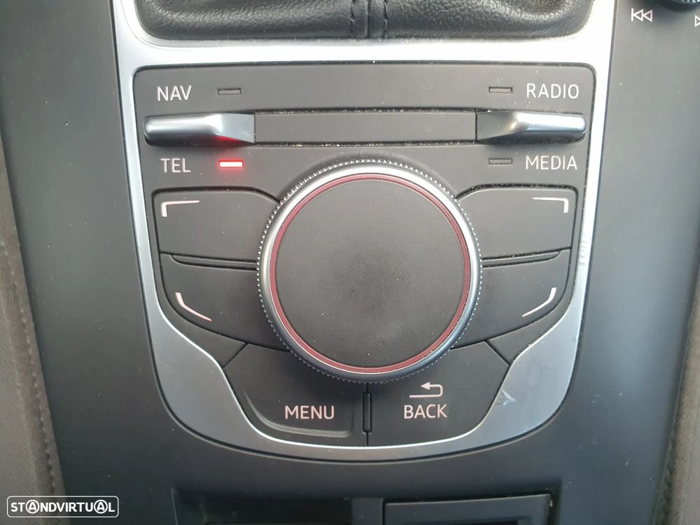 Audi A3 Sportback 1.6 TDI Attraction Ultra - 26