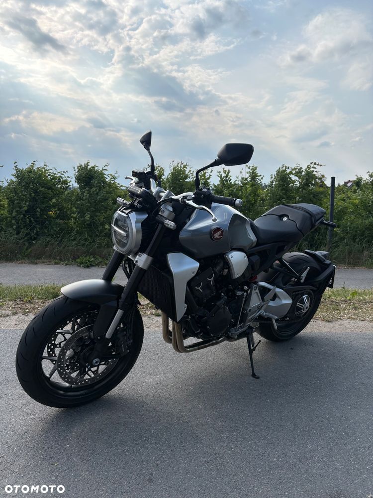 Honda CB - 25