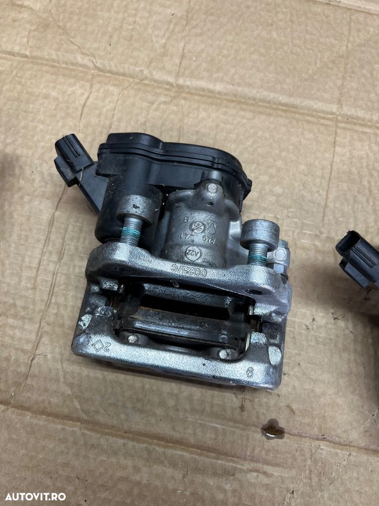 Etrier electric stanga spate Renault captur 2022 - 2