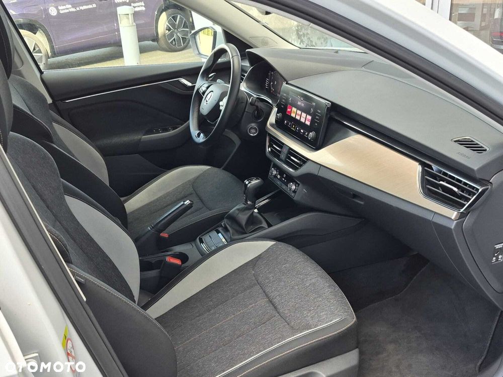 Skoda Kamiq 1.0 TSI Style DSG - 8