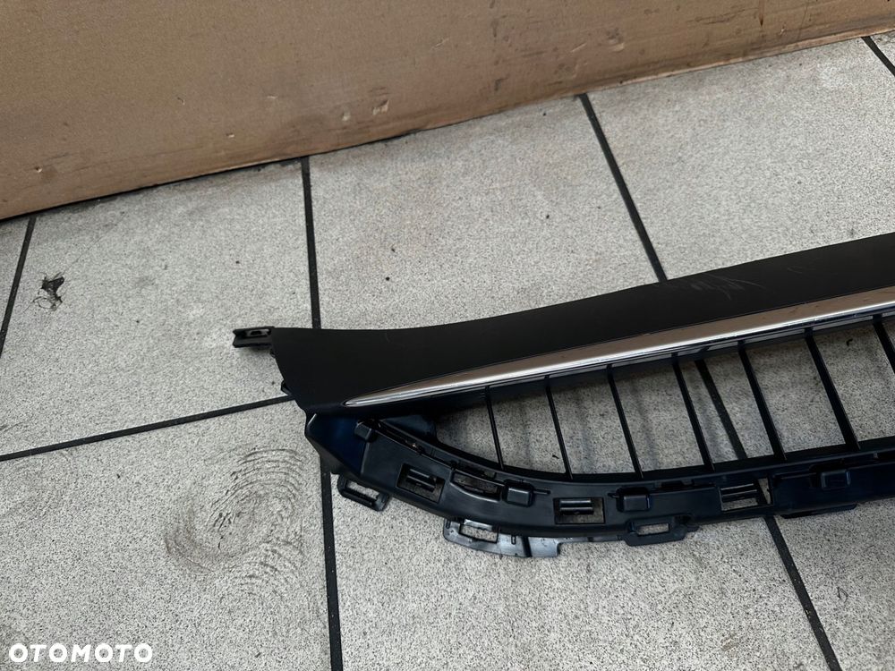 mercedes c-klasa w206 spoiler chrom kratka zderzaka przód a2068851301 - 2