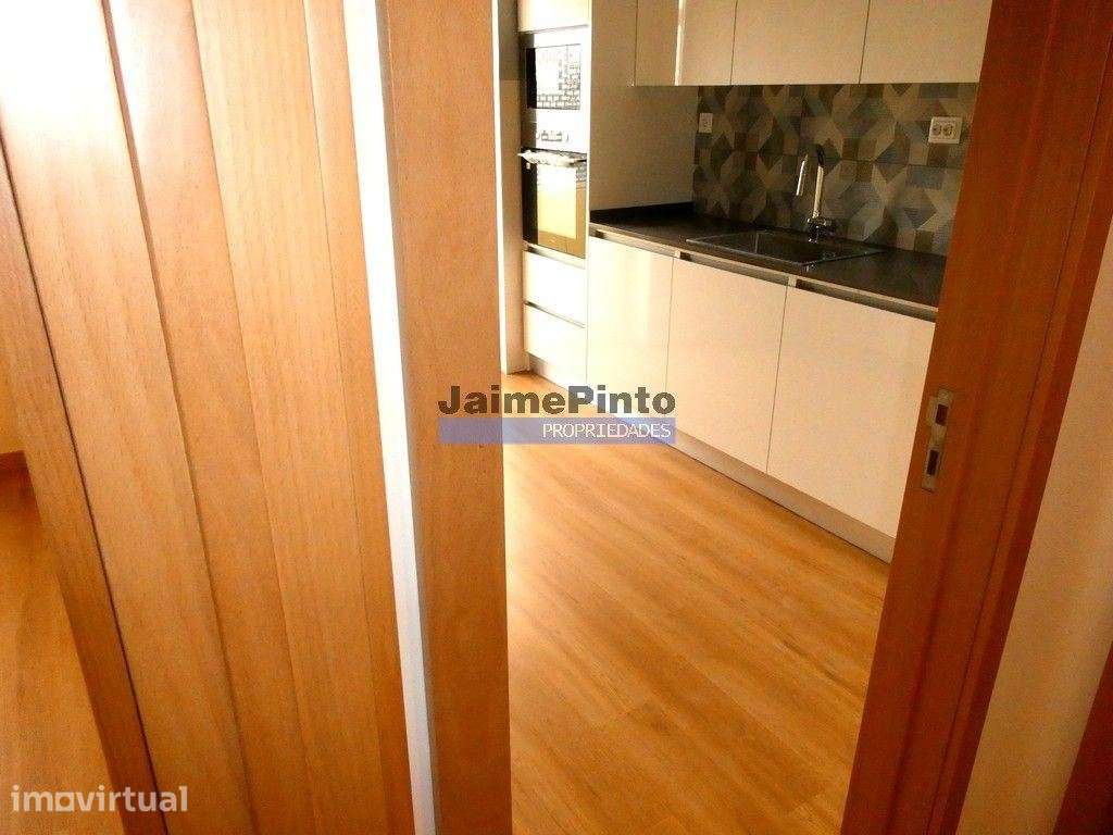 Arrenda-se Apartamento T2  Rio Tinto, Gondomar, Portugal. - Grande imagem: 2/10