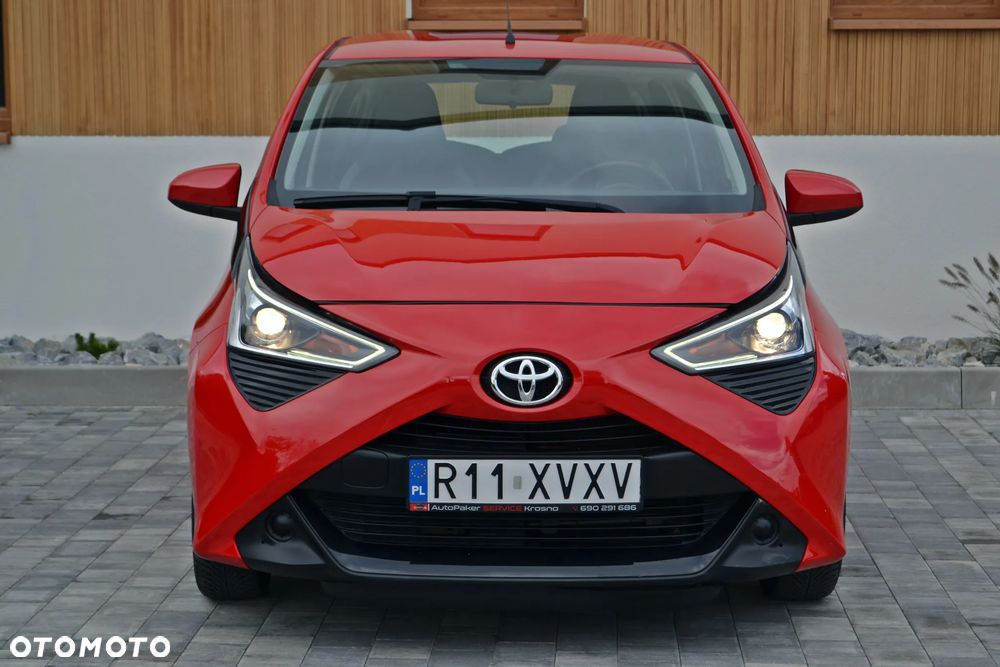 Toyota Aygo x.shift x-play connect - 16