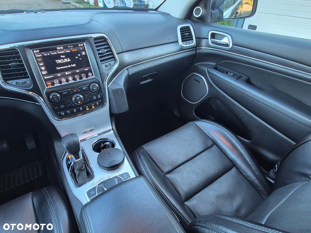 Jeep Grand Cherokee - 20