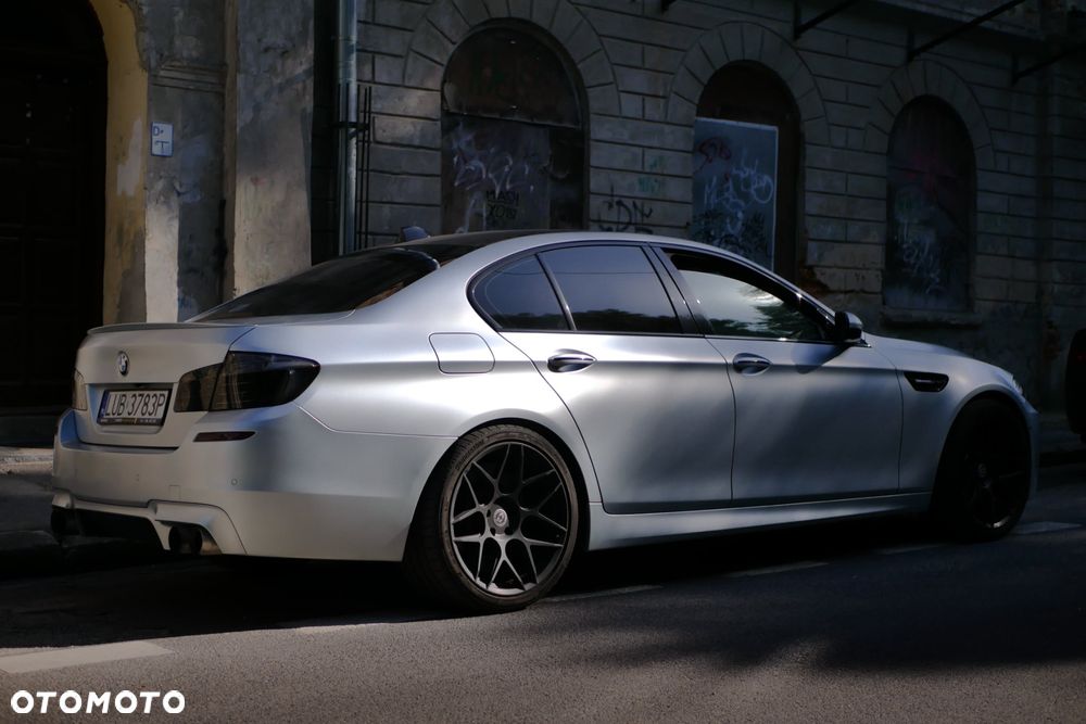 BMW M5 Standard - 1