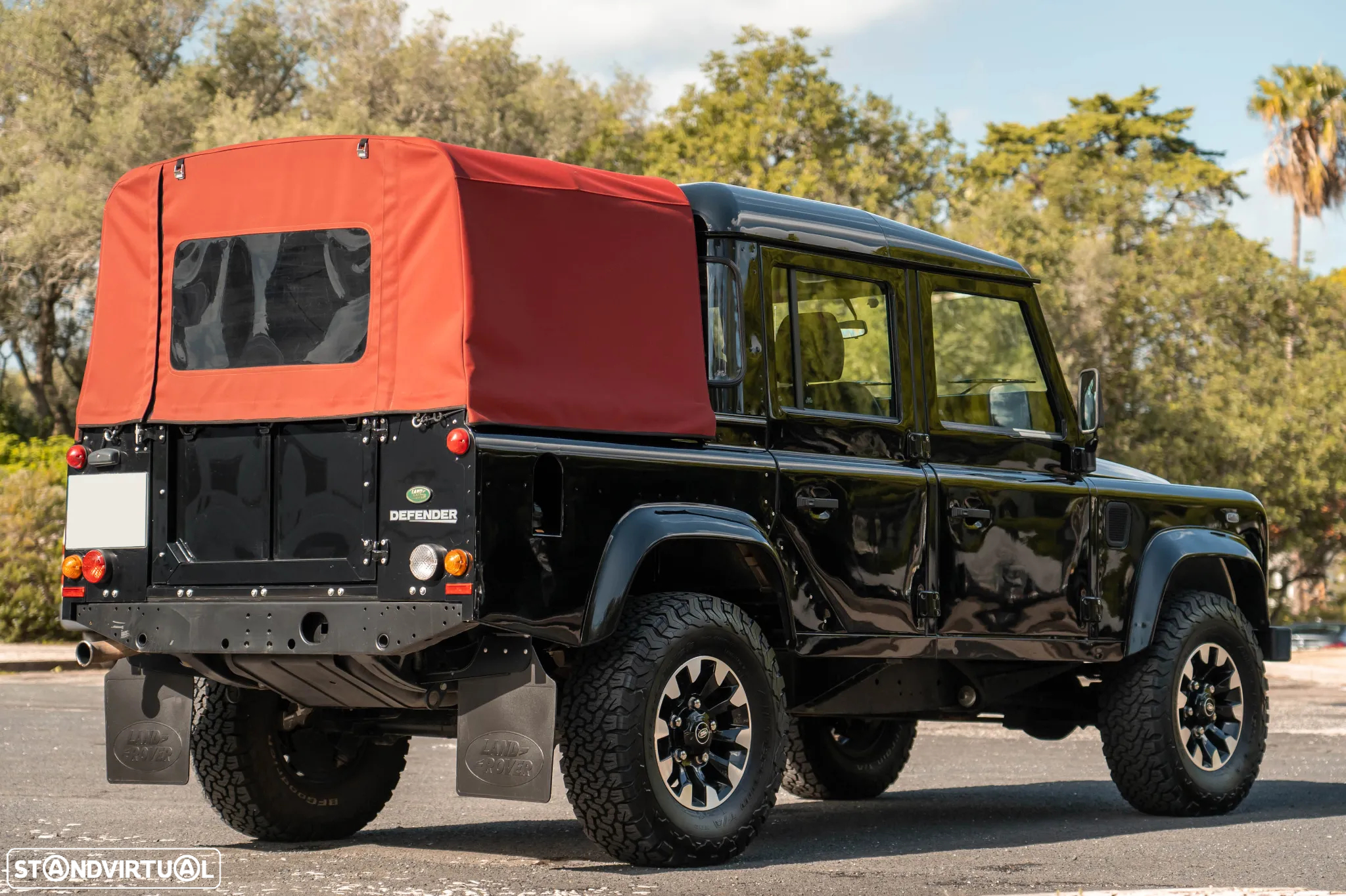 Land Rover Defender 110 SW 2.5 Td5 SE - 2