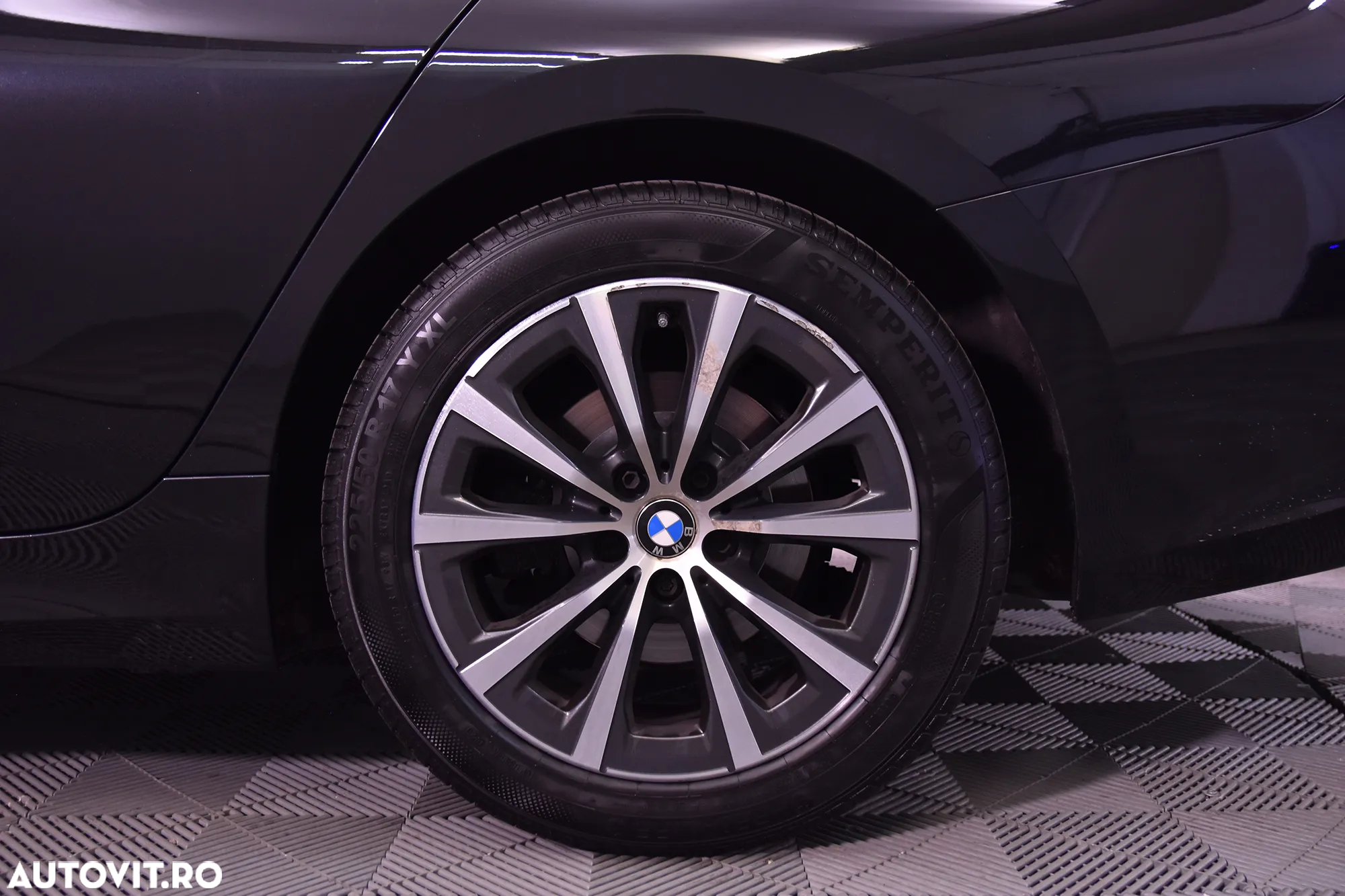 BMW Seria 3 320i AT - 13