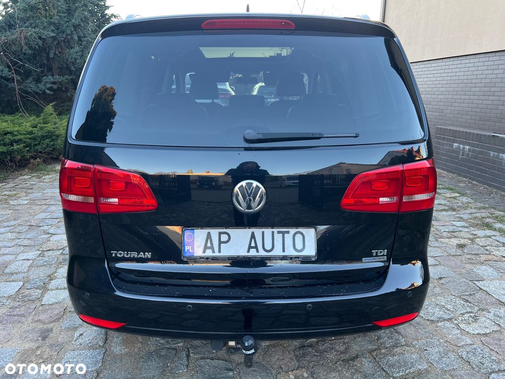 Volkswagen Touran 1.6 TDI DPF BlueMotion Technology Highline - 4