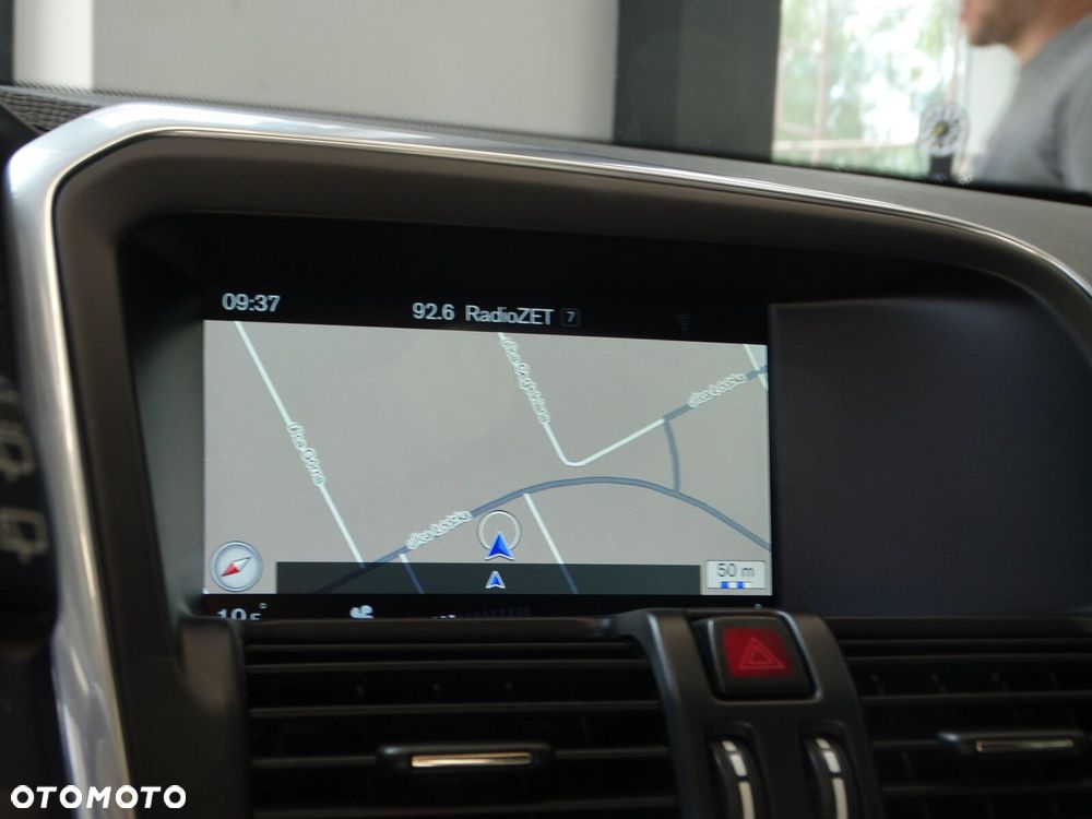 Volvo XC 60 - 18