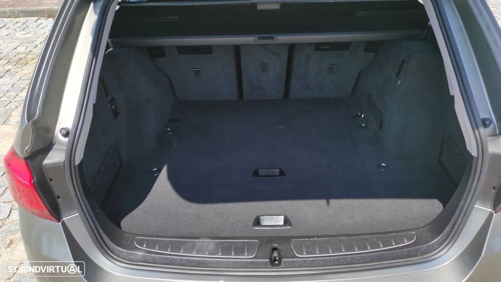 BMW 318 d Blue Performance - 21