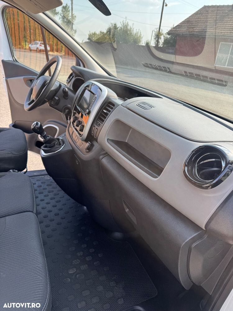 Renault Trafic - 9