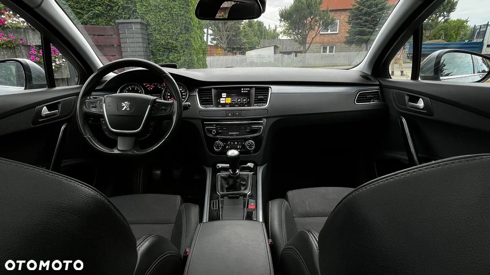 Peugeot 508 1.6 e-THP Allure S&S - 8