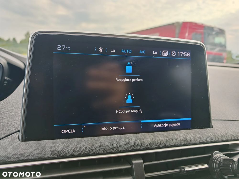 Peugeot 5008 2.0 BlueHDI GT S&S EAT8 - 17