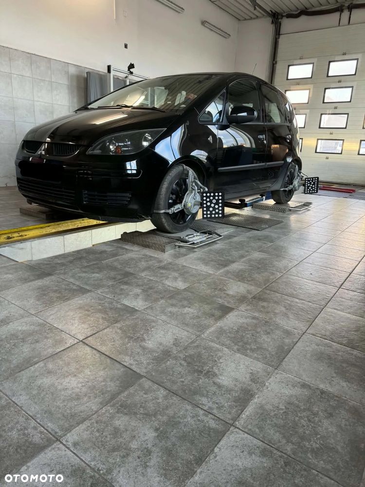 Mitsubishi Colt - 8