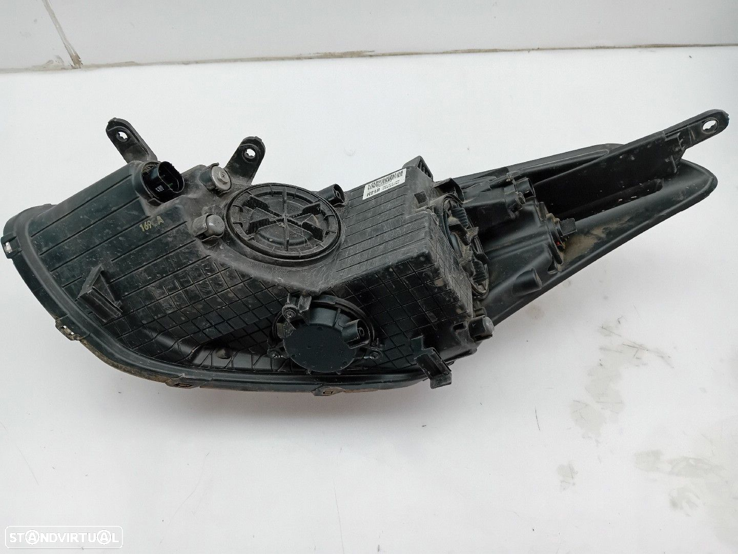 Ótica / farol direita HYUNDAI i30 (GD) - 2