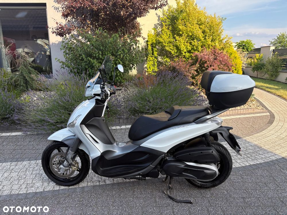 Piaggio Beverly - 2