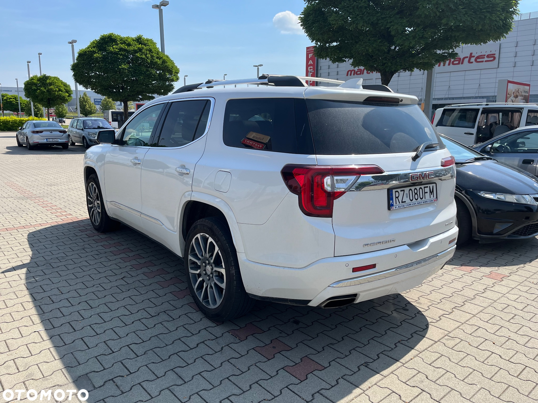 GMC Acadia