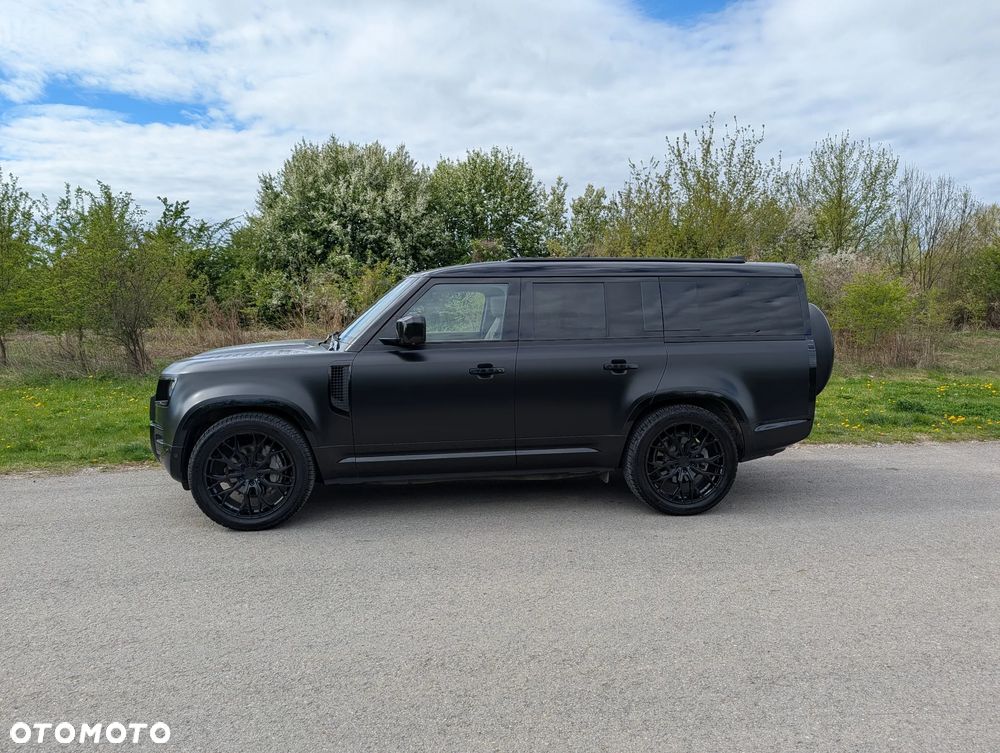 Land Rover Defender 3.0 D300 mHEV X-Dynamic HSE - 3