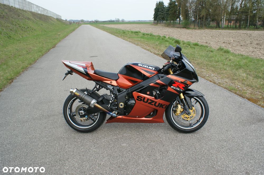 Suzuki GSX-R - 12