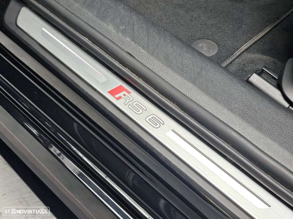 Audi RS6 Avant 4.0 TFSI quattro Tiptronic - 28