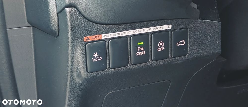 Mitsubishi Outlander - 18