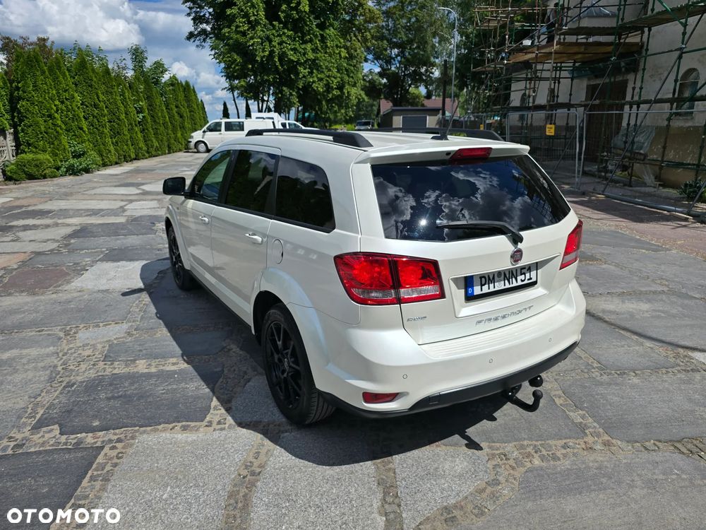 Fiat Freemont 2.0 Multijet 16V DPF Automatik Allrad Black Code - 26