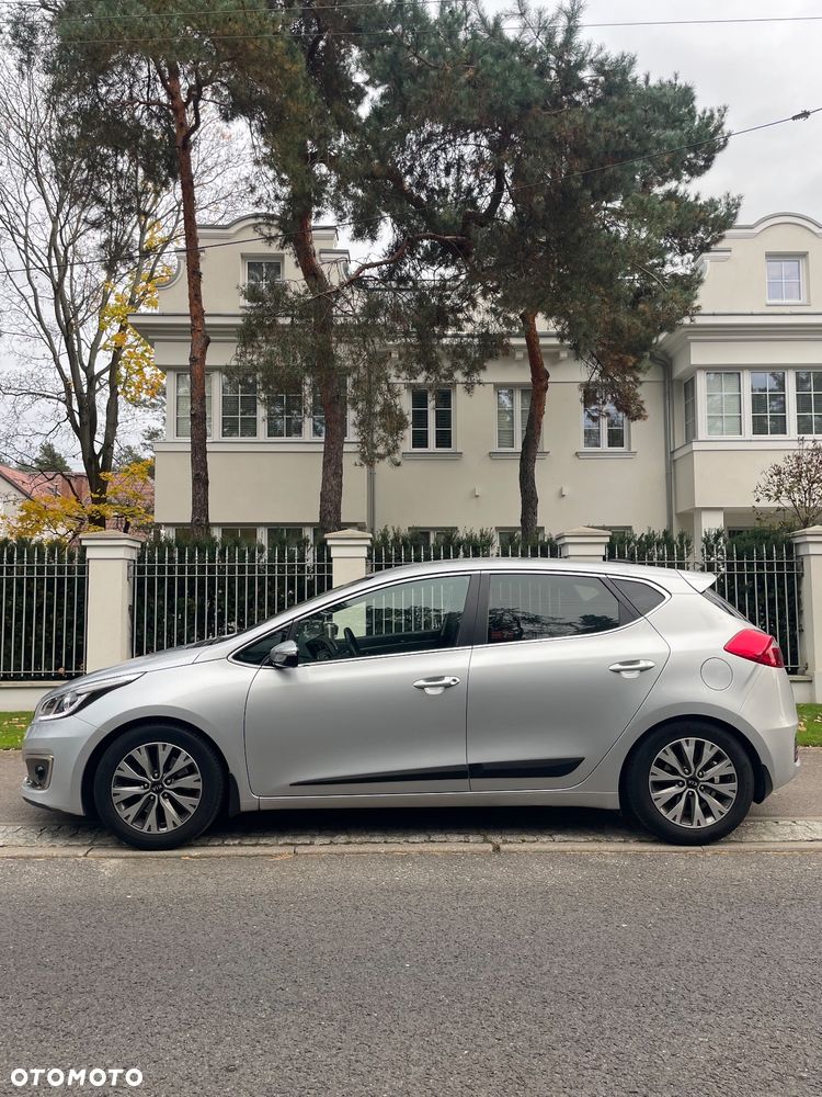 Kia Ceed Cee'd 1.4 L Business Line - 4
