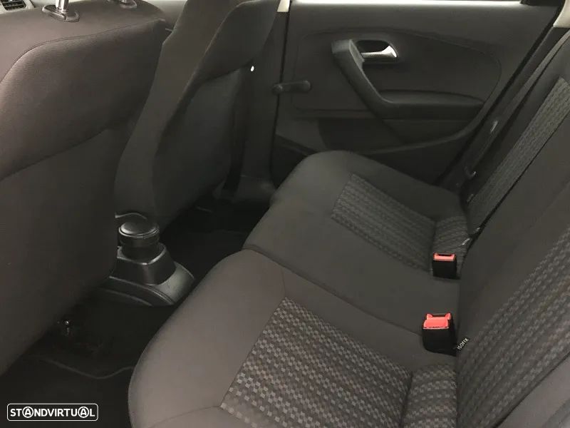 VW Polo 1.0 Confortline - 18