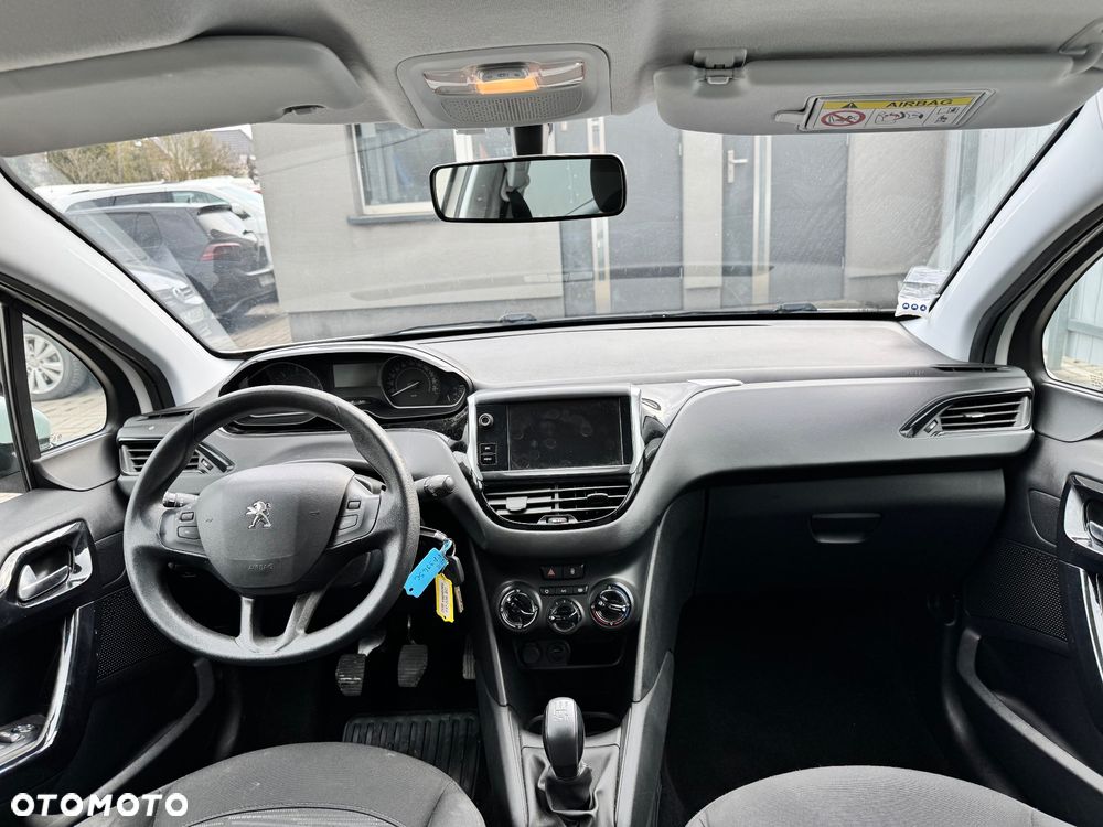 Peugeot 208 BlueHDi 100 Active - 11