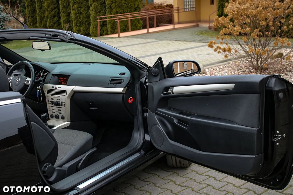 Opel Astra 1.6 Endless Summer - 22
