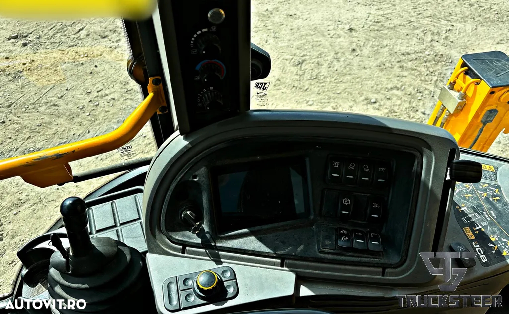 JCB 3CX - 14