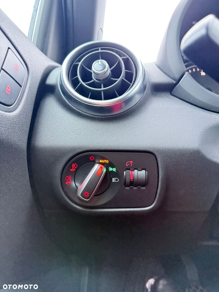 Audi A1 Sportback 1.6 TDI Ambition - 24