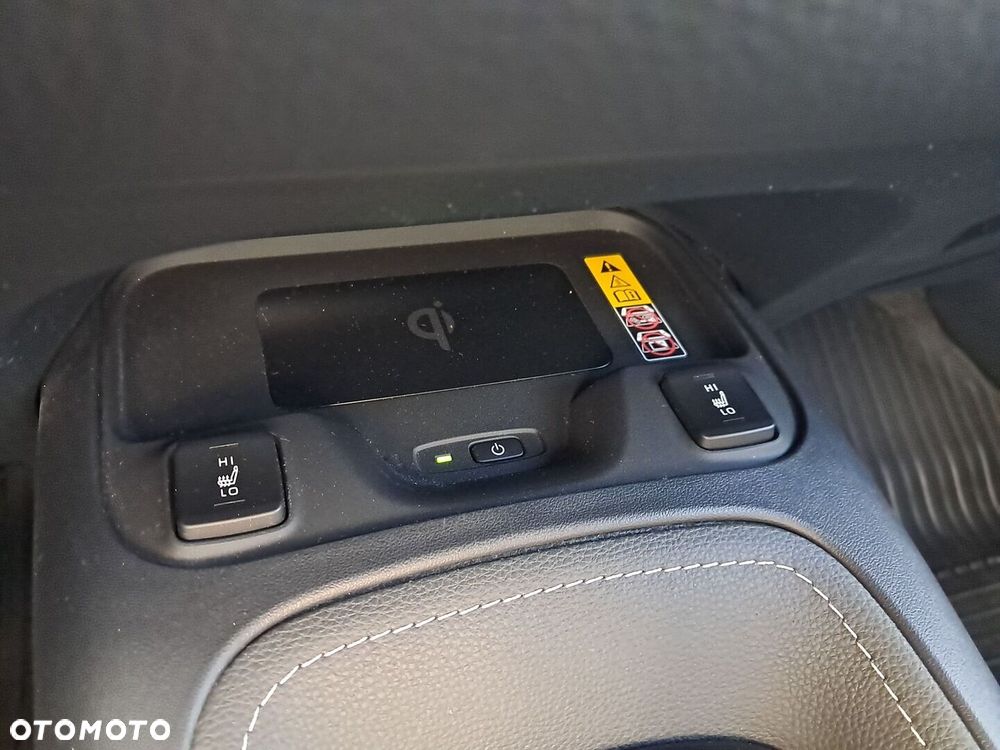 Toyota Corolla 1.8 Hybrid Style - 25