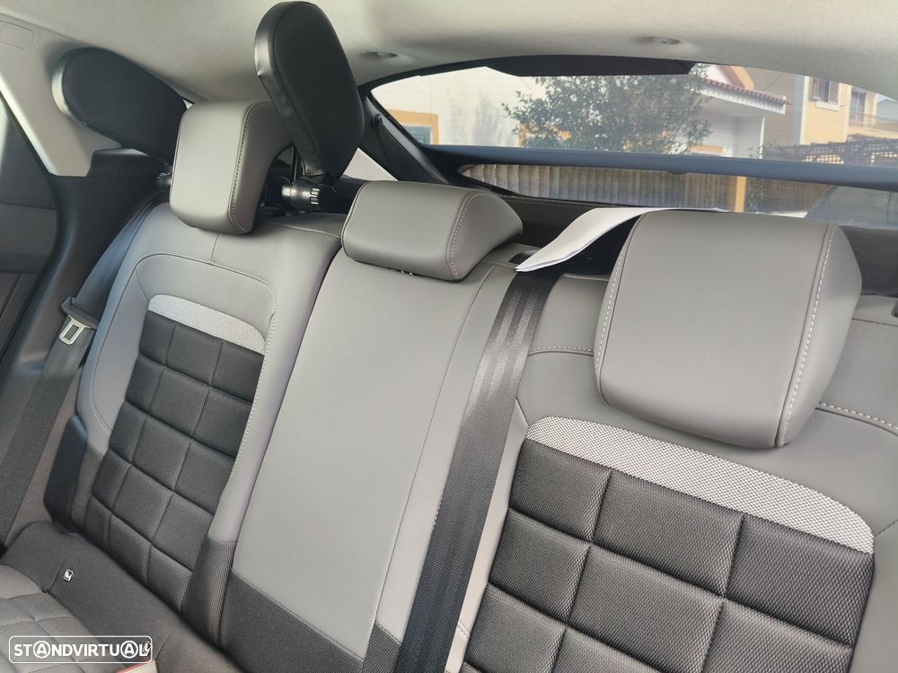 Citroën C4 1.2 PureTech Plus EAT8 - 12