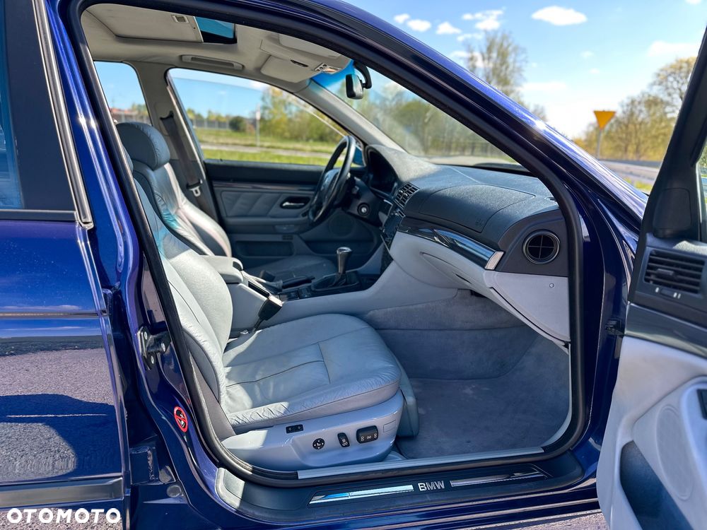 BMW Seria 5 - 31