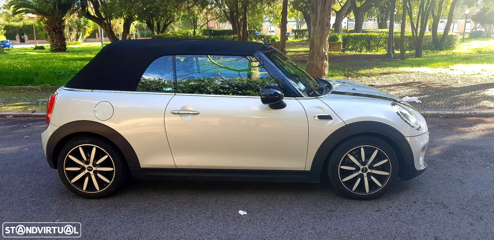 MINI Cabrio Cooper D - 12